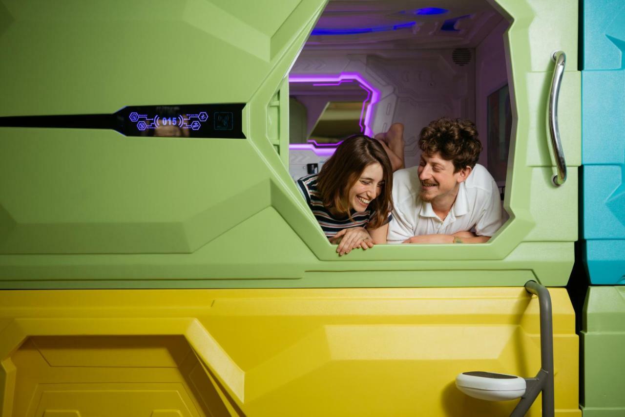 Capsule Inn Jerusalén Exterior foto